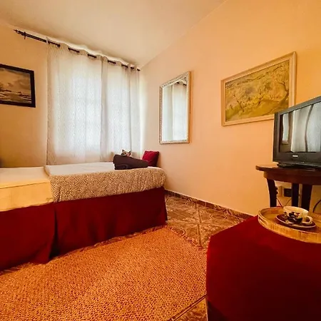 Katalin Panzio Guest house 3*