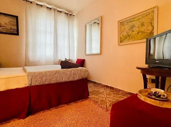 Katalin Panzio Gasthof 3*